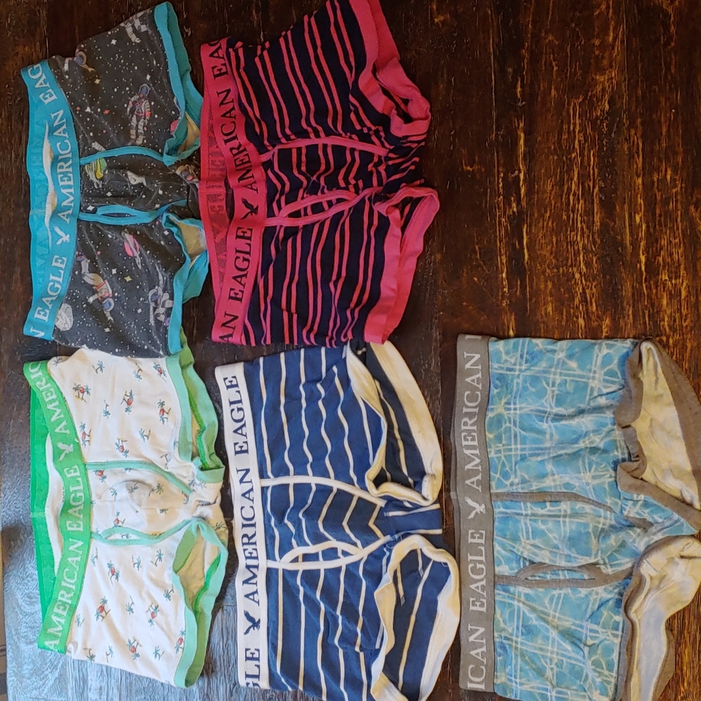 6 pairs of American Eagle boxer briefs medium mens underwear